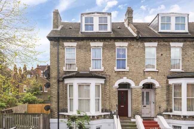 28a Pendennis Road, Streatham, London SW16 2SW 10