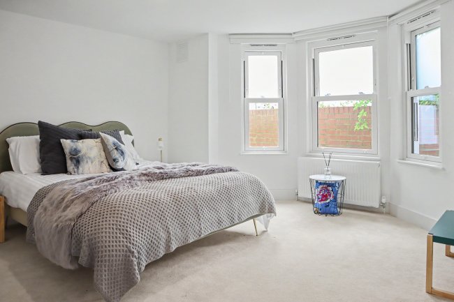 28a Pendennis Road, Streatham, London SW16 2SW 10