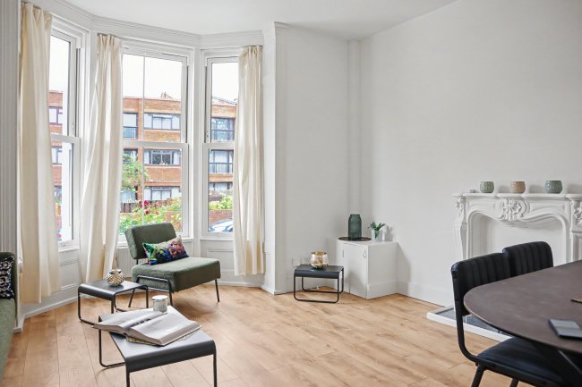 28b Pendennis Road, Streatham, London SW16 2SW 8