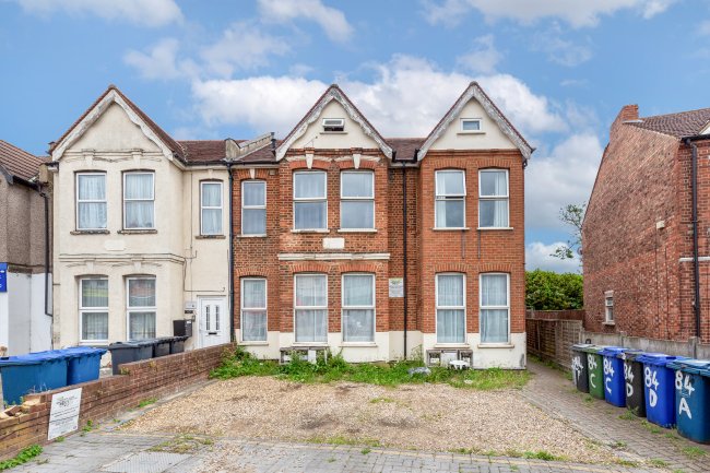 84 Station Road, Harrow, HA1 2RX 5