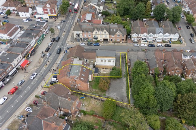 84 Station Road, Harrow, HA1 2RX 5