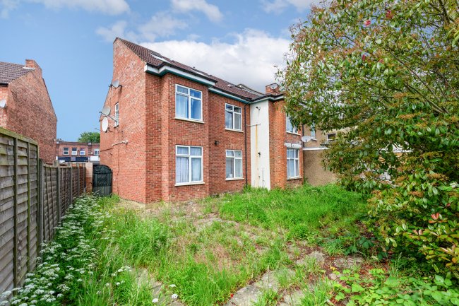 84 Station Road, Harrow, HA1 2RX 5