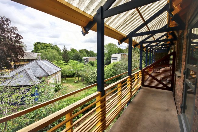 16 Queensway, Cambridge, CB2 8AX 1
