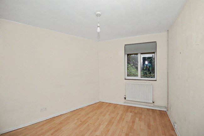 16 Queensway, Cambridge, CB2 8AX 1