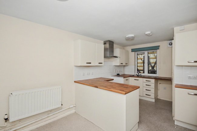 16 Queensway, Cambridge, CB2 8AX 1