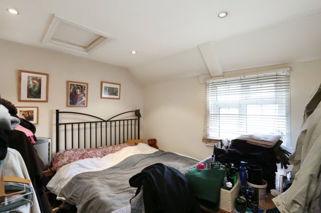 188 & 186 High Street, Colliers Wood, London SW19 2BN 6