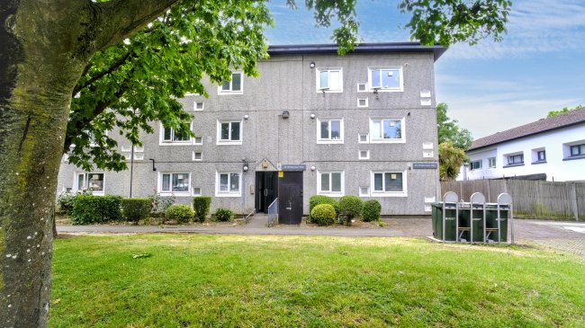 95 Raccoon Way, Hounslow, Middlesex, TW4 7PN 3