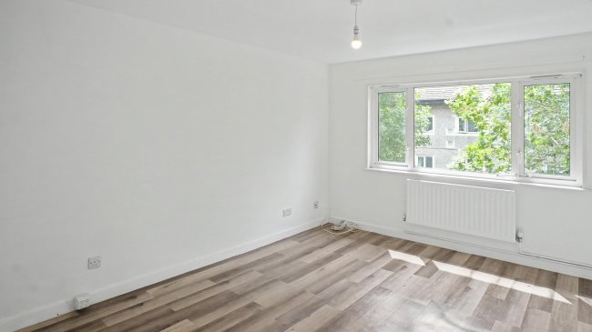 95 Raccoon Way, Hounslow, Middlesex, TW4 7PN 3