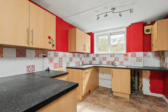 10 Skerne Passage, Bedford, Bedfordshire, MK41 7XX 1