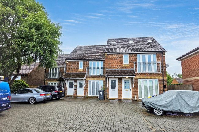 2 Parsonage Court, Cranes Way, Borehamwood, Hertfordshire, WD6 2LA 2