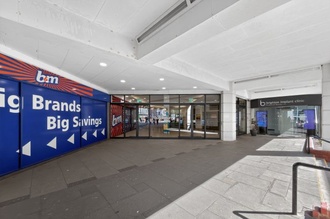 The Guildbourne Centre, Worthing BN11 1LZ 2