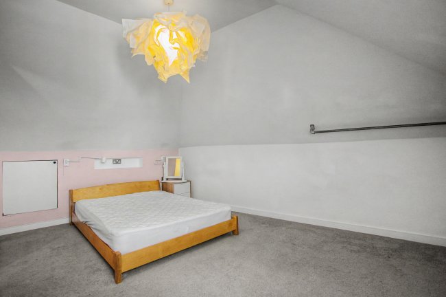 Flat 4, 6 High Street, Walthamstow, London, E17 7LD 3
