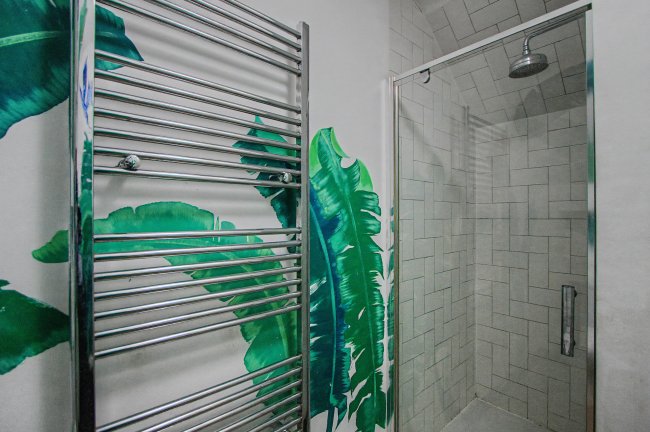 Flat 4, 6 High Street, Walthamstow, London, E17 7LD 3
