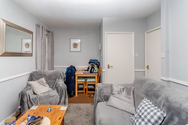 St Catherine Villas, Doncaster Road, Wakefield, WF1 5HF 8