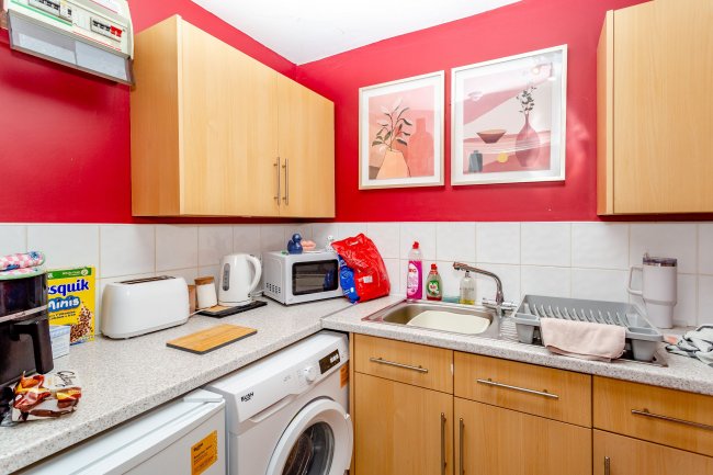 St Catherine Villas, Doncaster Road, Wakefield, WF1 5HF 8