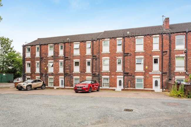 St Catherine Villas, Doncaster Road, Wakefield, WF1 5HF 8