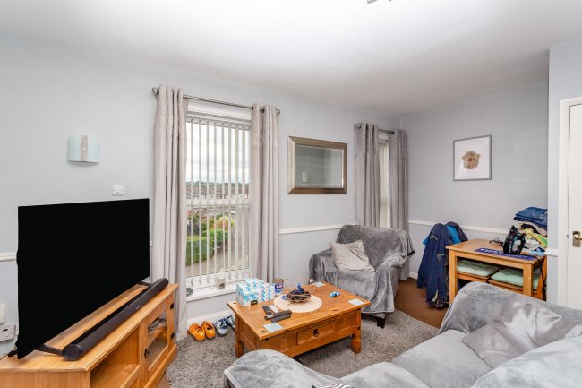 St Catherine Villas, Doncaster Road, Wakefield, WF1 5HF 8