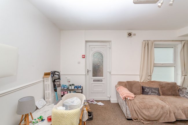 St Catherine Villas, Doncaster Road, Wakefield, WF1 5HF 8