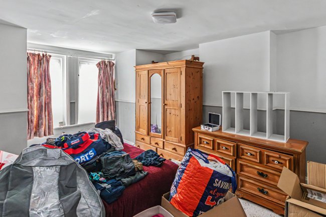 25 Windsor Road, Bournemouth, BH5 1DT 9