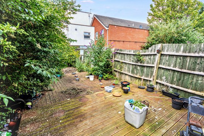 25 Windsor Road, Bournemouth, BH5 1DT 9