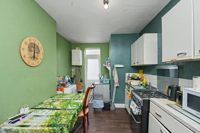 38 Ingatestone Road, Norwood, London SE25 4LG 3