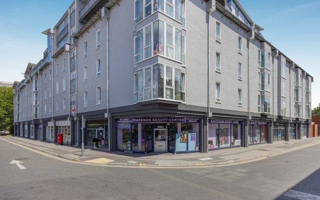 Retail Units 1 Sanford Street, Swindon, Wiltshire SN1 1AF 4