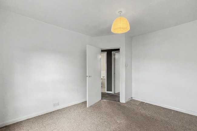 Flat C, 7 Ariel Road, West Hampstead, London NW6 2DX 3