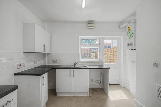 Ground Floor Flat, 6 Knox Road, London, E7 9HW 7