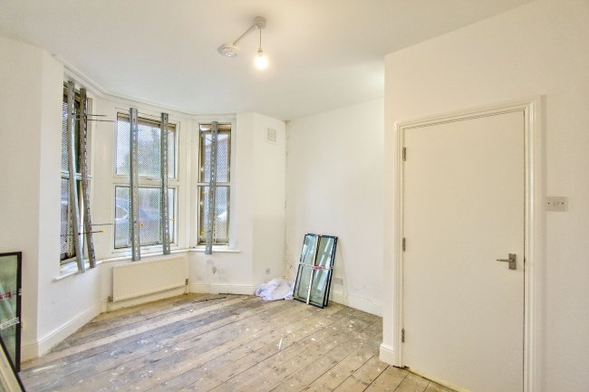 Ground Floor Flat, 6 Knox Road, London, E7 9HW 7