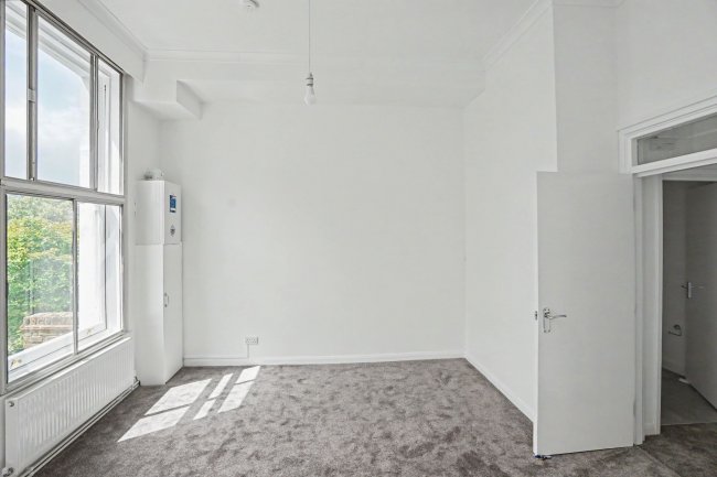 Flat 30, 15 Nevern Road, Earl's Court, London SW5 9PQ 2