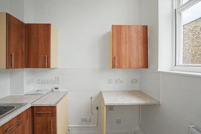 Flat 30, 15 Nevern Road, Earl's Court, London SW5 9PQ 2