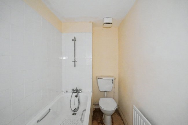 22b Benbow Road, London W6 0AG 10