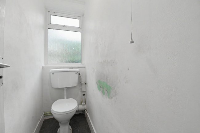 20 Lydbury, Bracknell, Berkshire, RG12 9HH 3