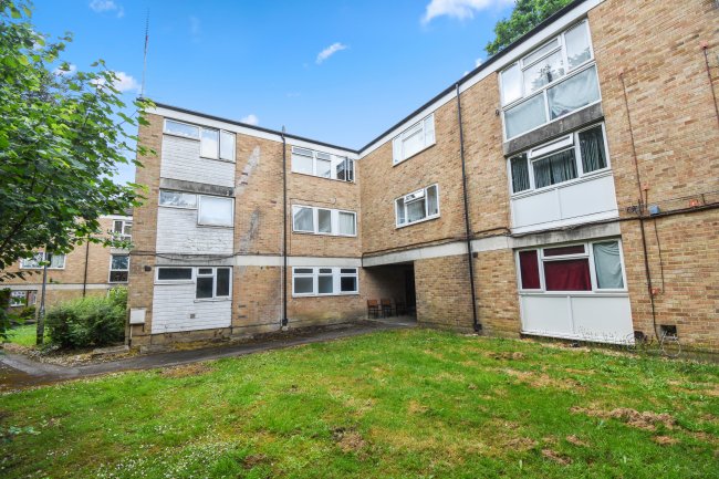 20 Lydbury, Bracknell, Berkshire, RG12 9HH 3