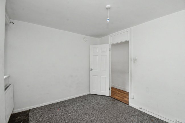 20 Lydbury, Bracknell, Berkshire, RG12 9HH 3