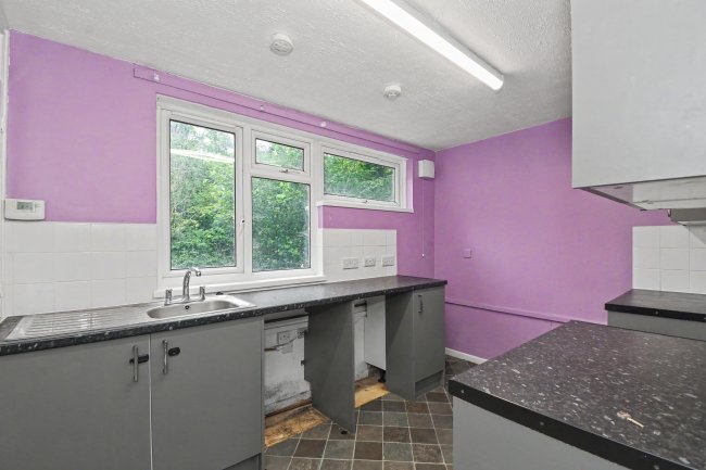 20 Lydbury, Bracknell, Berkshire, RG12 9HH 3
