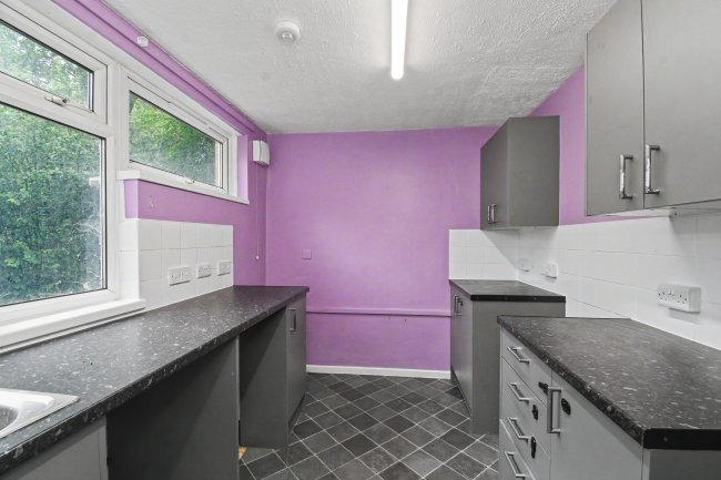 20 Lydbury, Bracknell, Berkshire, RG12 9HH 3