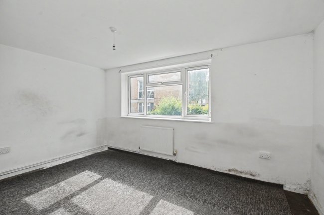 20 Lydbury, Bracknell, Berkshire, RG12 9HH 3
