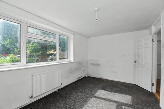 20 Lydbury, Bracknell, Berkshire, RG12 9HH 3