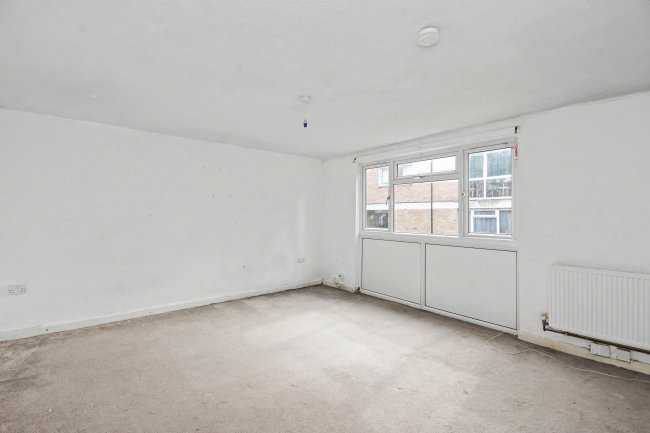 20 Lydbury, Bracknell, Berkshire, RG12 9HH 3