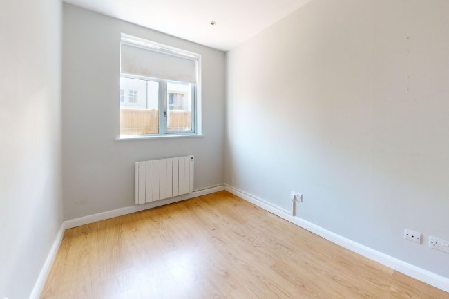 Wick House, 10 Station Road, Hampton Wick, London KT1 4HF 8