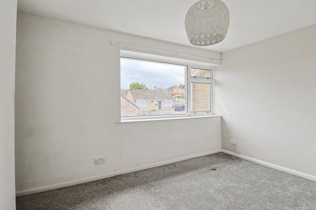 35 Park View, Crewkerne, Somerset, TA18 8HS 4