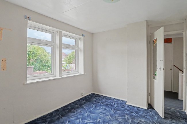 103 Marl Close, Yeovil, BA21 3NF 1