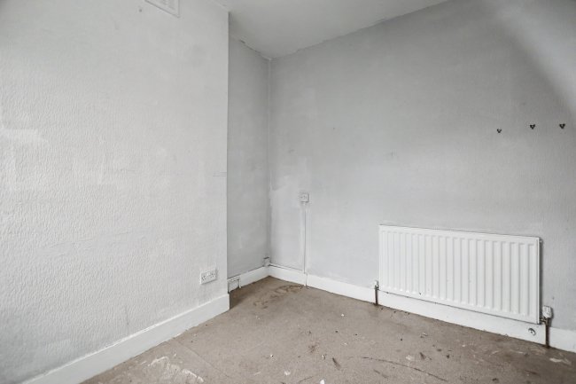 Flat B, 73 Effingham Road, Lee, London, SE12 8NT 10