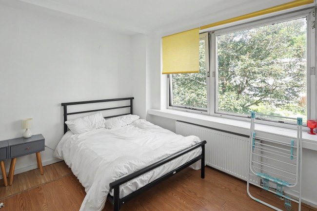 Flat 14, Coniston Court, Kendal Street, St George Fields, Paddington, London, W2 2AN 2