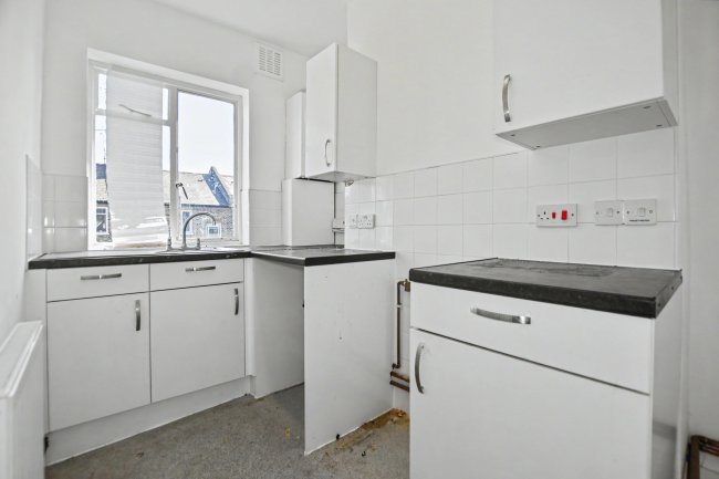 12B Cressingham Road, Lewisham, London, SE13 5AG 8