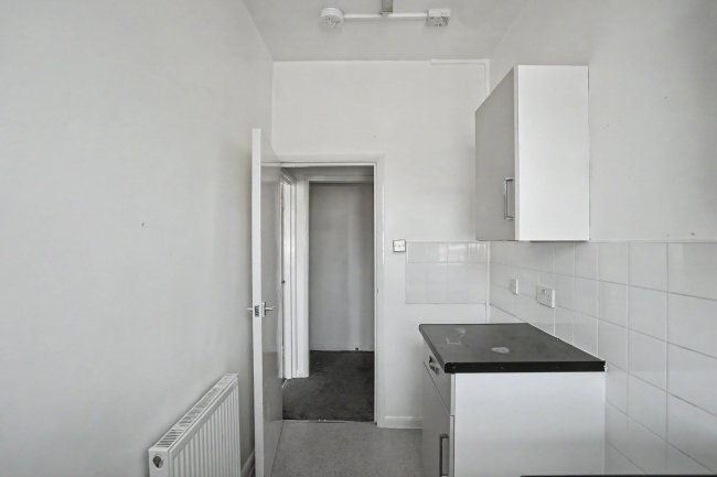 28A Lanercost Road, Streatham Hill, London SW2 3DN 5