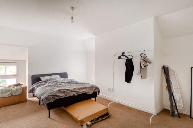 19 Fore Street, Redruth, Cornwall, TR15 2BD 6