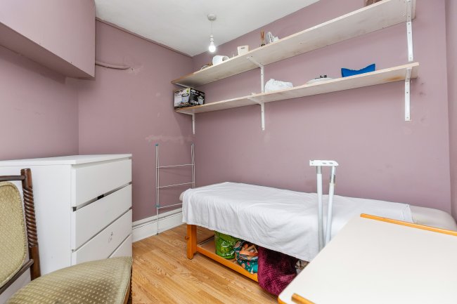 415 North End Road, London SW6 1NS 7