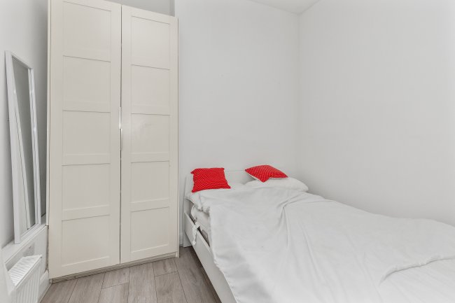 415 North End Road, London SW6 1NS 7